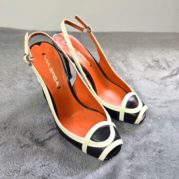 Via Spiga Fayo Black Cream Leather Slingback Heels 6M Peep Toe Stiletto - Picture 1 of 13